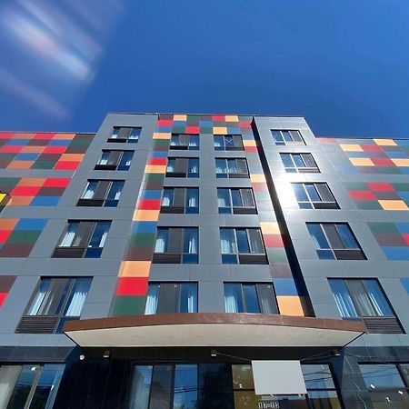 ホテル Super 8 By Wyndham Brooklyn Williamsburg ニューヨーク エクステリア 写真